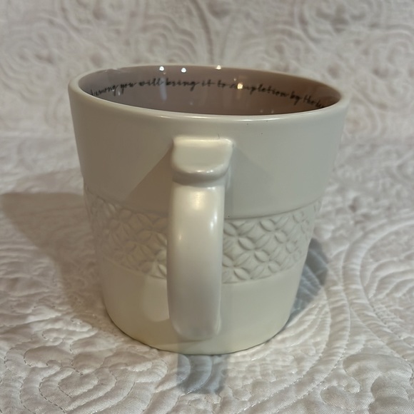 Dayspring 11 oz Believe textured mug, NWT - Picture 2 of 12